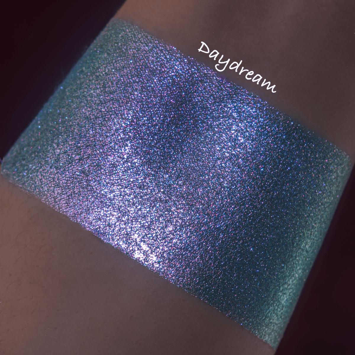 Daydream Multichrome Loose Pigment Eyeshadow - Ensley Reign Cosmetics