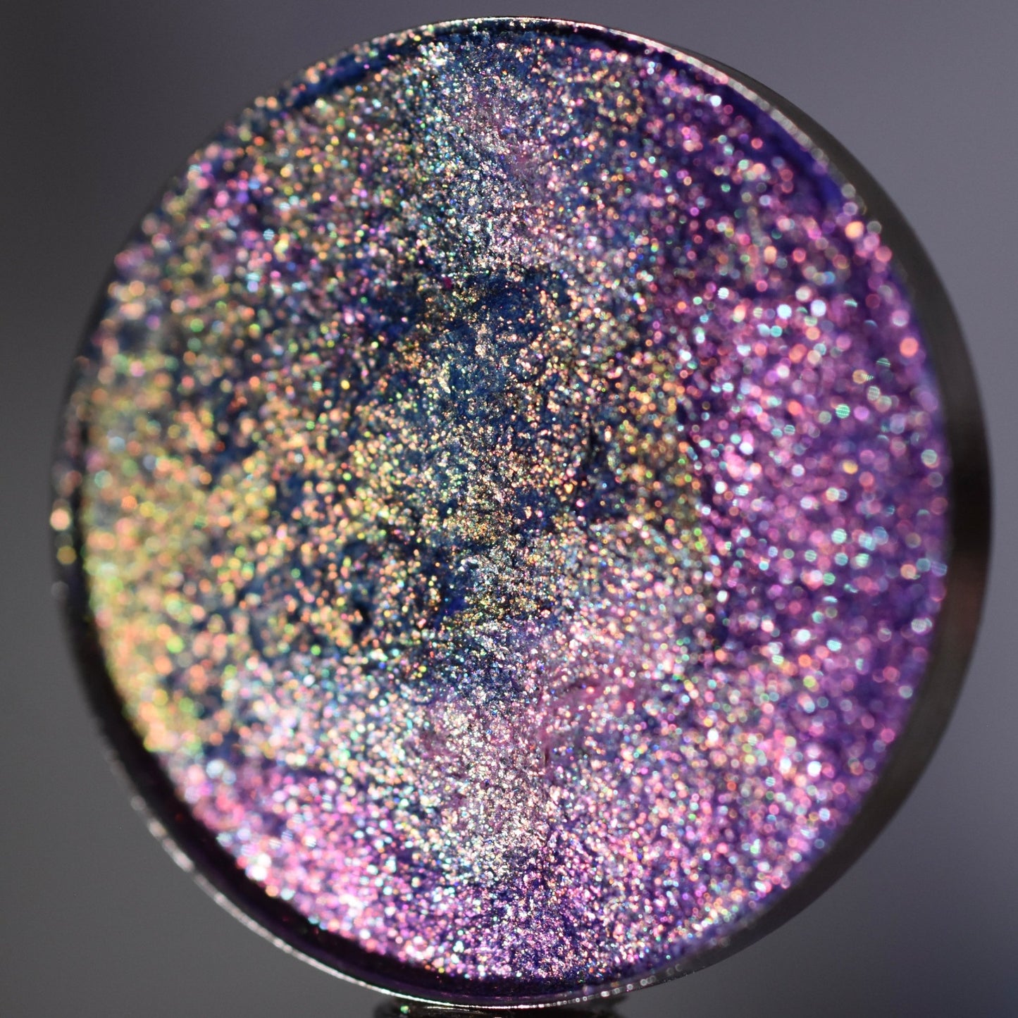 On The Glow Pressed Pigment Single - Ensley Reign Cosmetics