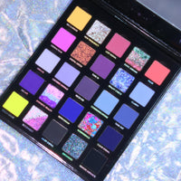 PRÉCOMMANDE 6-8 semaines Palette de fards à paupières Flower Moon