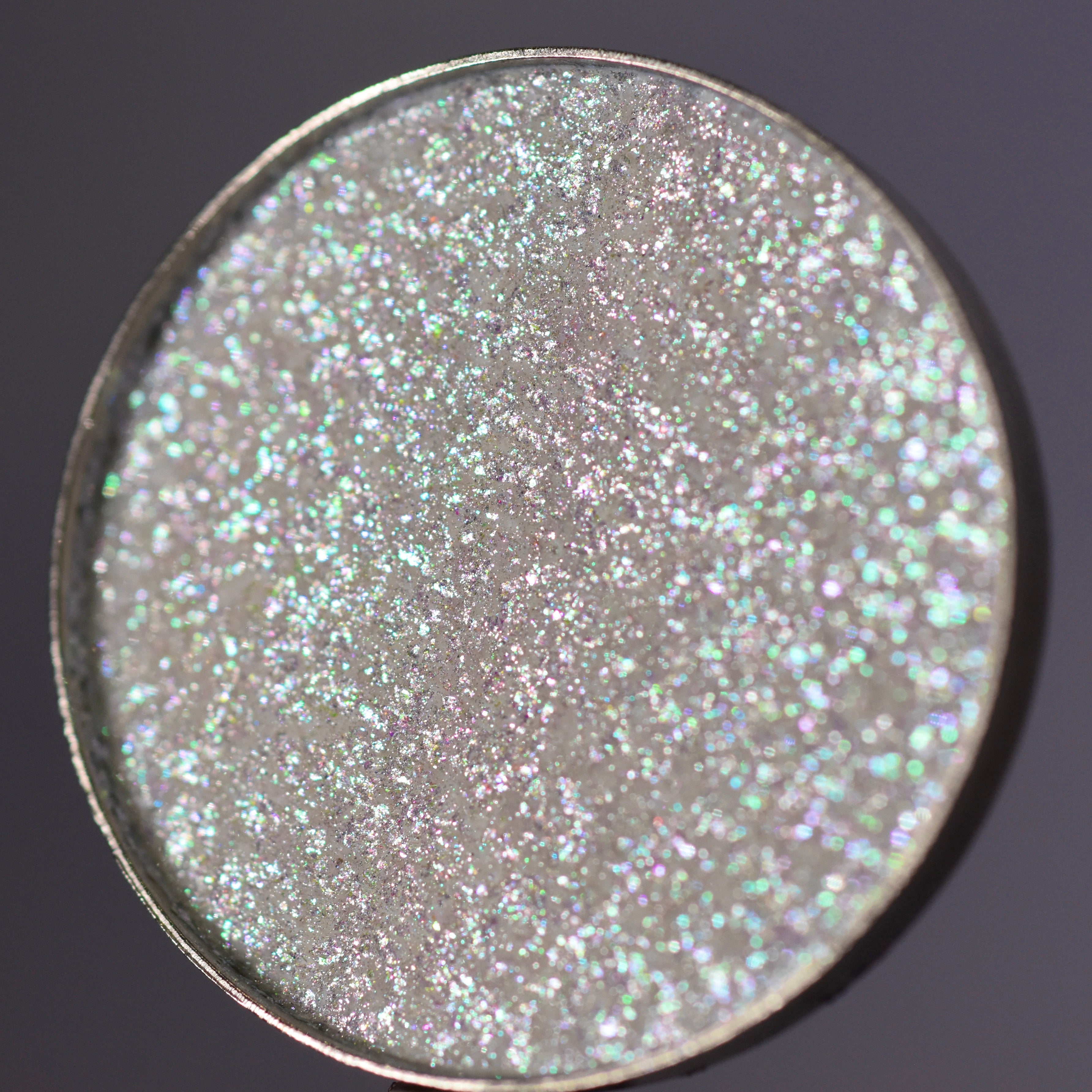 Ice Crystal Iridescent Multichome Eyeshadow Single